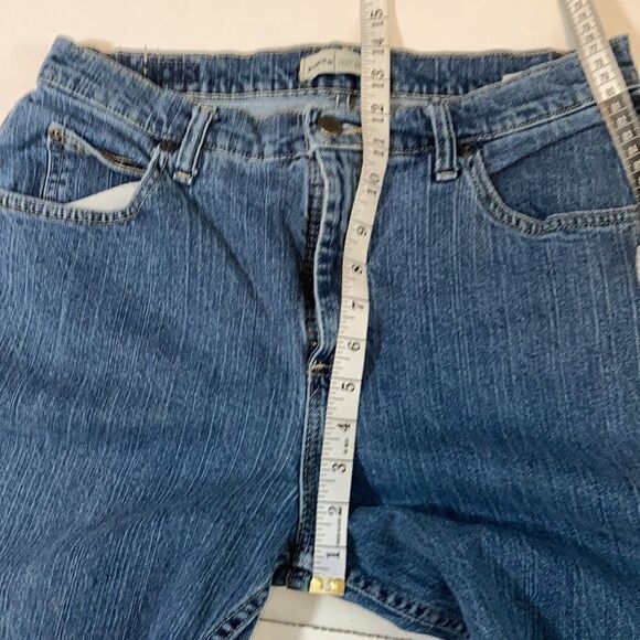RIDERS, Women’s,relaxed jeans, Size 12 petite,‎ - Picture 4 of 10